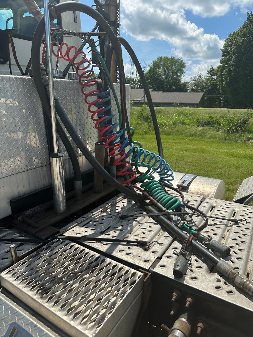 2012 MACK CHU613 - Image 25